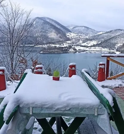 アパート Orlovo Oko *