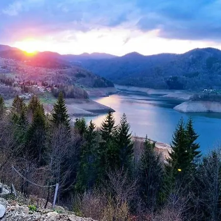 アパート Orlovo Oko